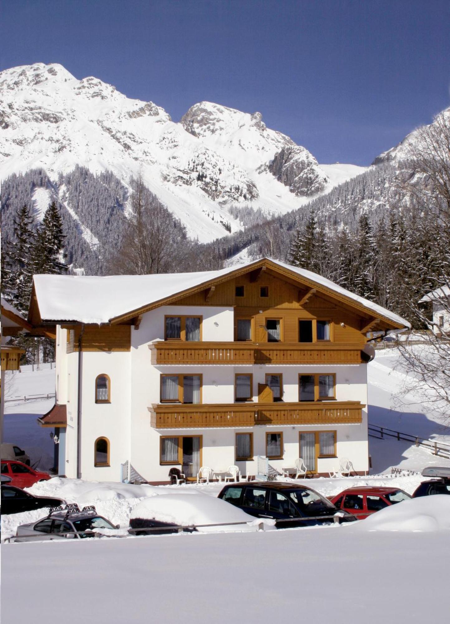Aparthotel Alpenbad Ramsau am Dachstein Exterior foto